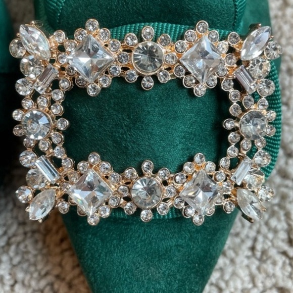 BEAUTIFUL SUEDE FLATS WITH BLING    NEW IN BOX - Picture 9 of 11